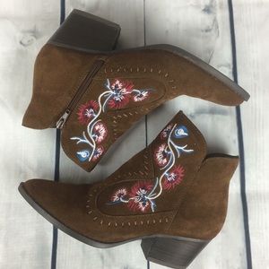 Carlos Santana Floral Print Booties